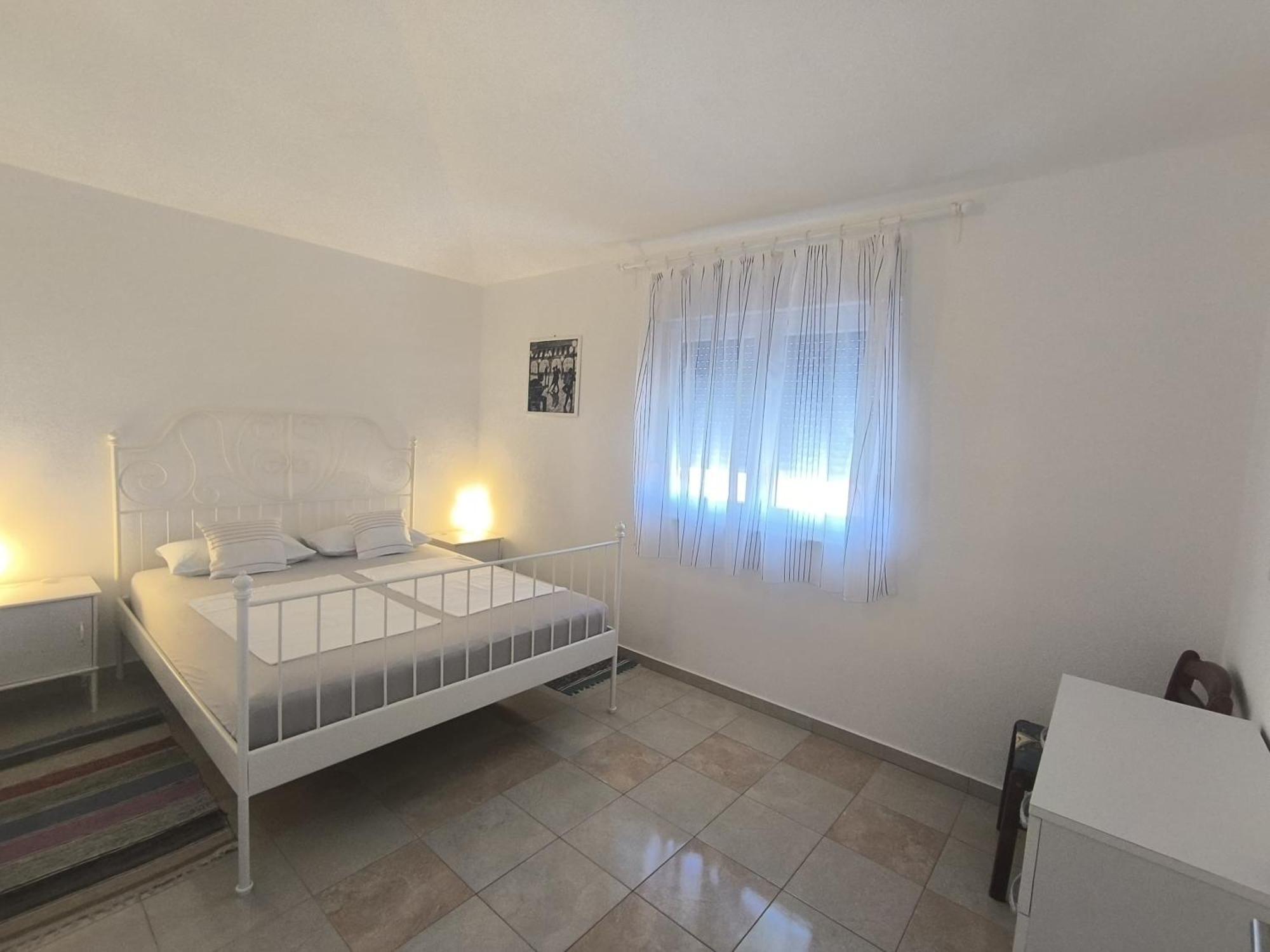Apartments Otok 2 Трогір Екстер'єр фото